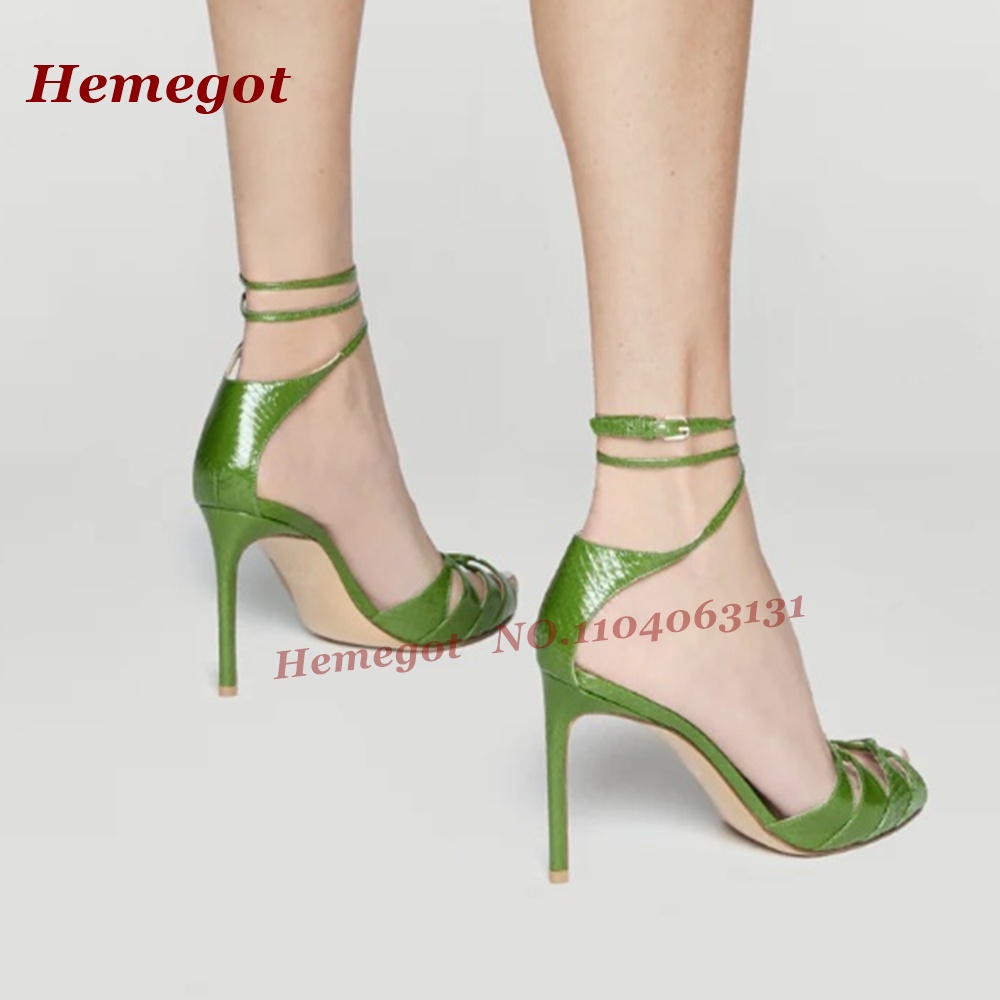 รองเท้าส้นสูงแบบรัดส้นลายจระเข - Sandal Strappy Heeled บทวิจารณ์และราคา